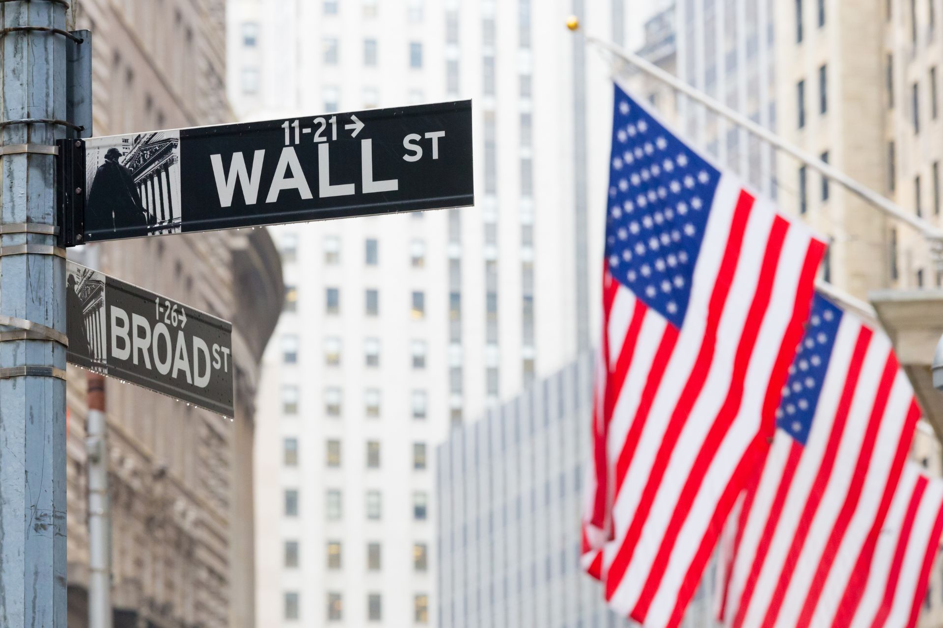 Podcast Episode 255: Applying the Best Warren Buffett Quotes to Retirement Planning