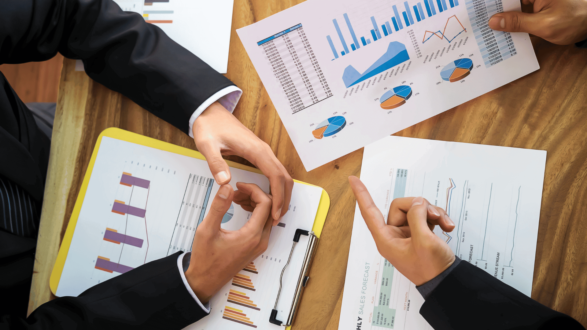 Podcast Episode 301: Why the Customer Isn’t Always Right in Financial Planning